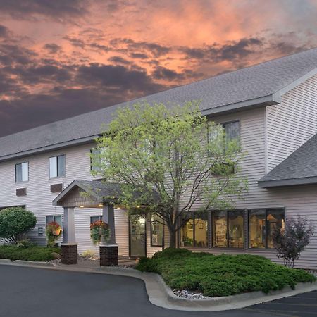 Super 8 by Wyndham Sparta Bagian luar foto